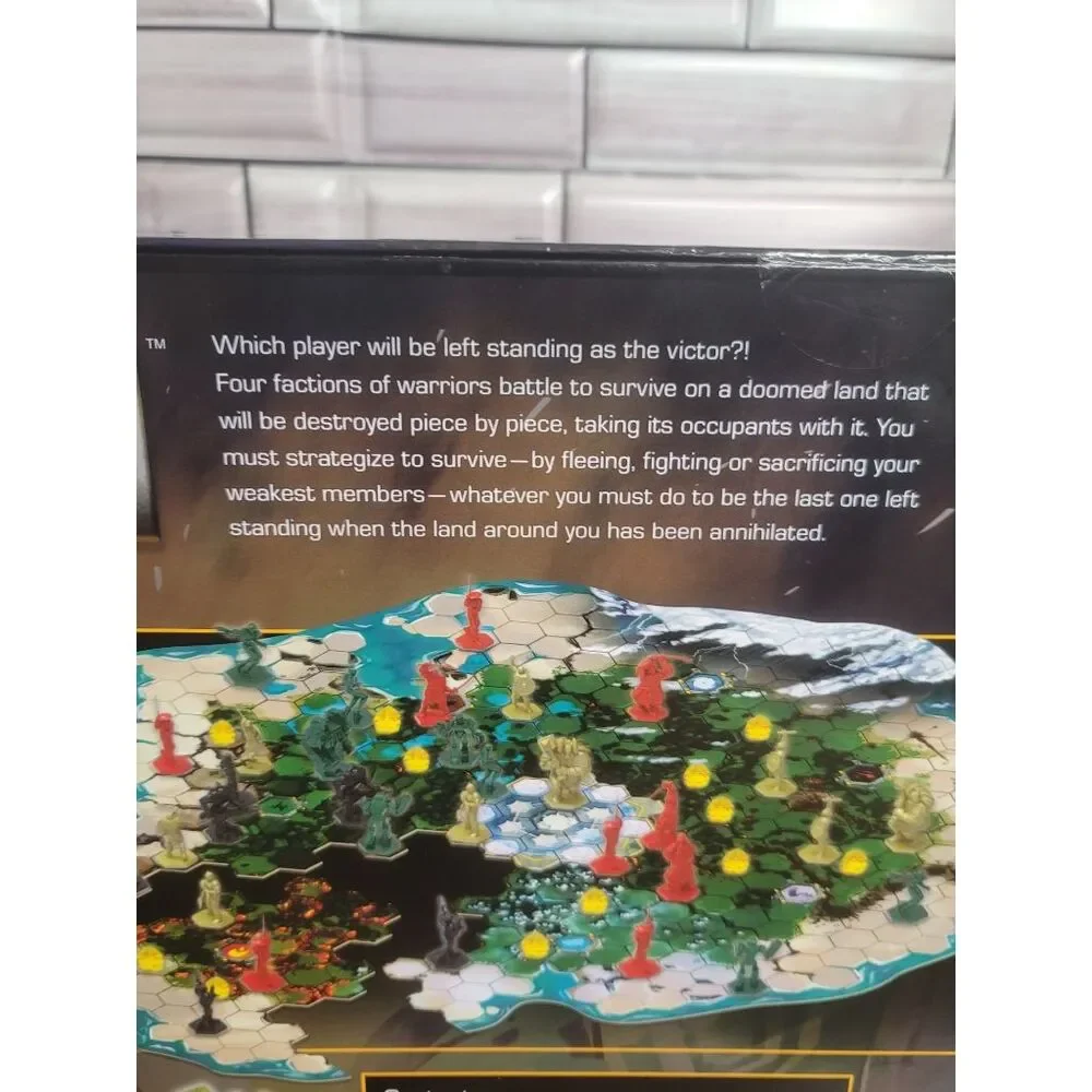 Reign The Final Battle Royale Strategic 48ct Miniatures Board Game(New) #A46