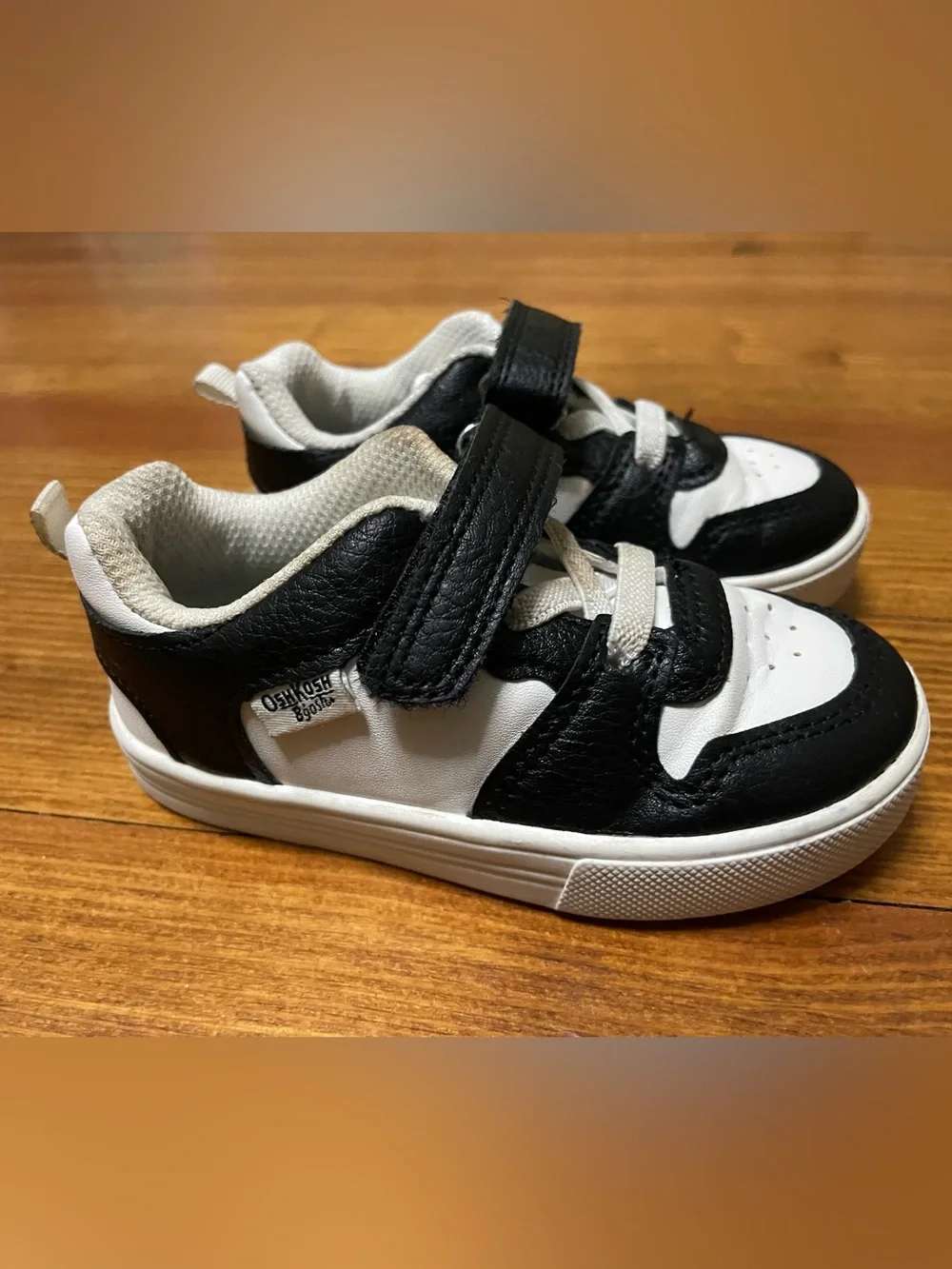 OshKosh Bgosh classic black