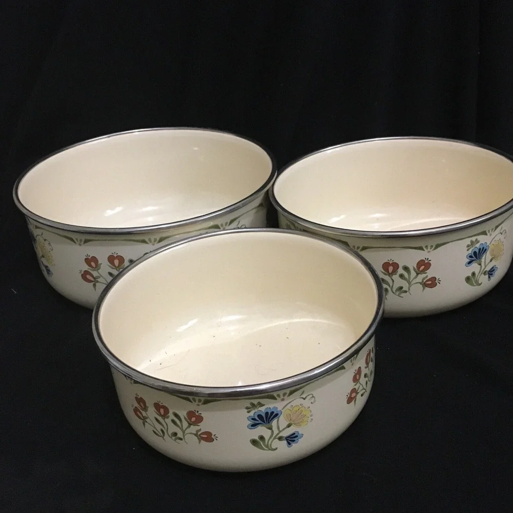 KOBE KITCHEN this vintage