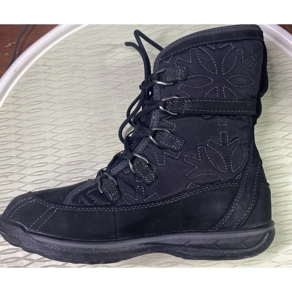 L.L. Bean bean women