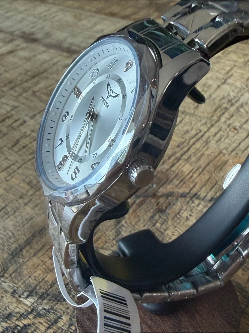 Invicta brand model
