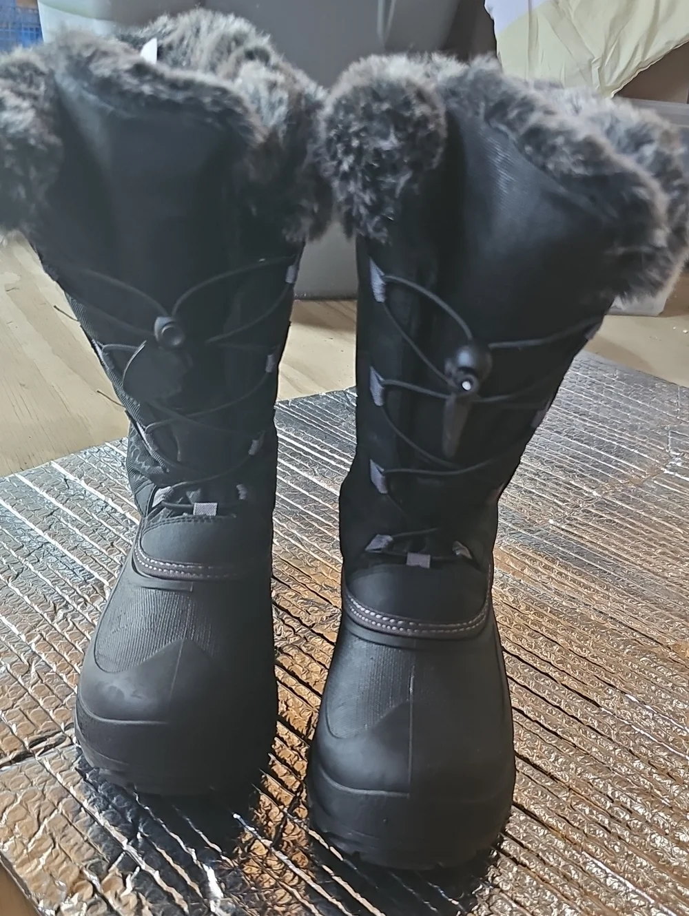 Kamik Black Faux-Fur Lace-Up Winter Boots