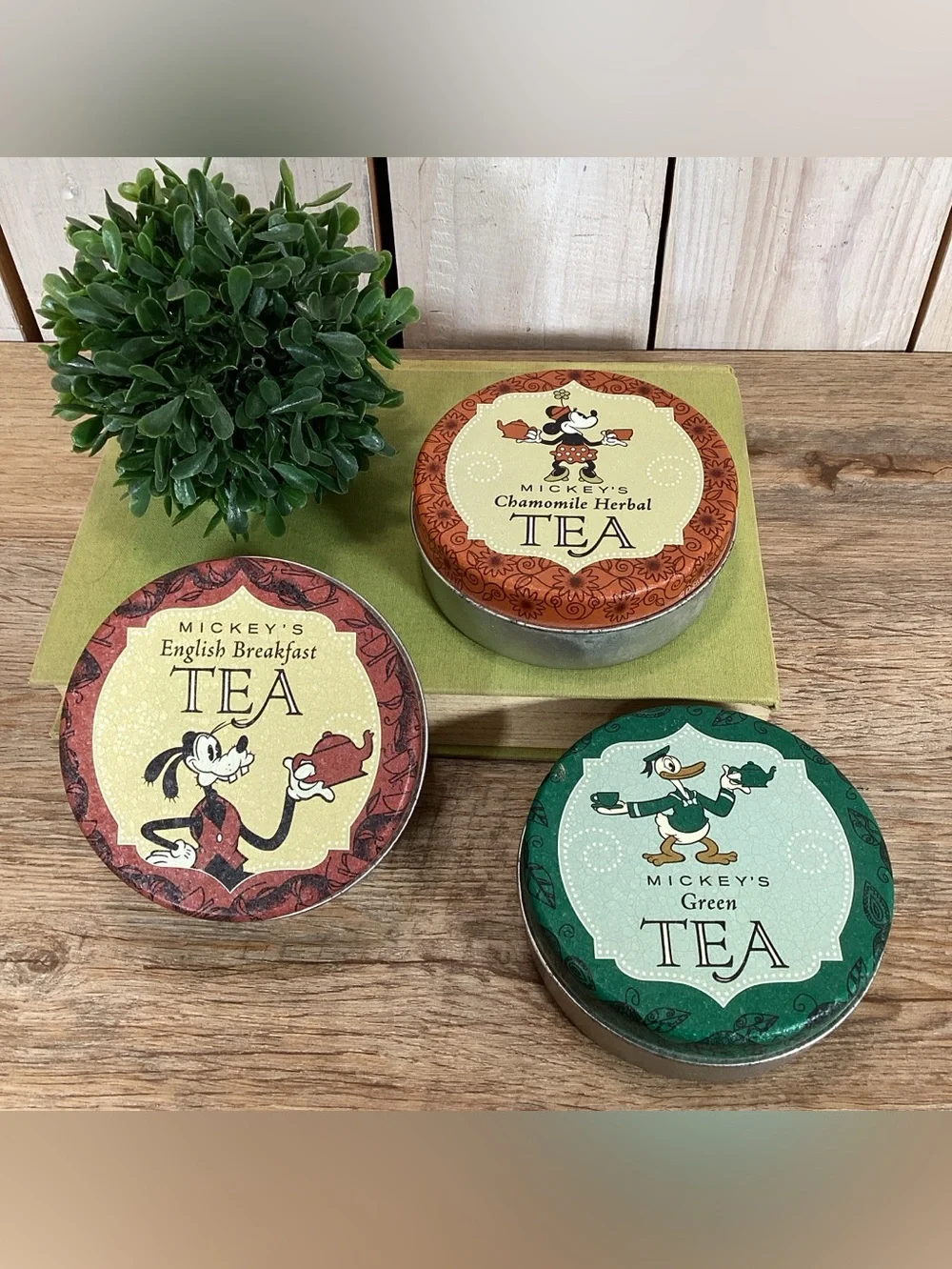 Disney set mickey’s