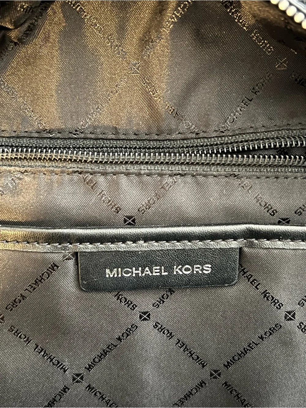Michael Kors compact michael