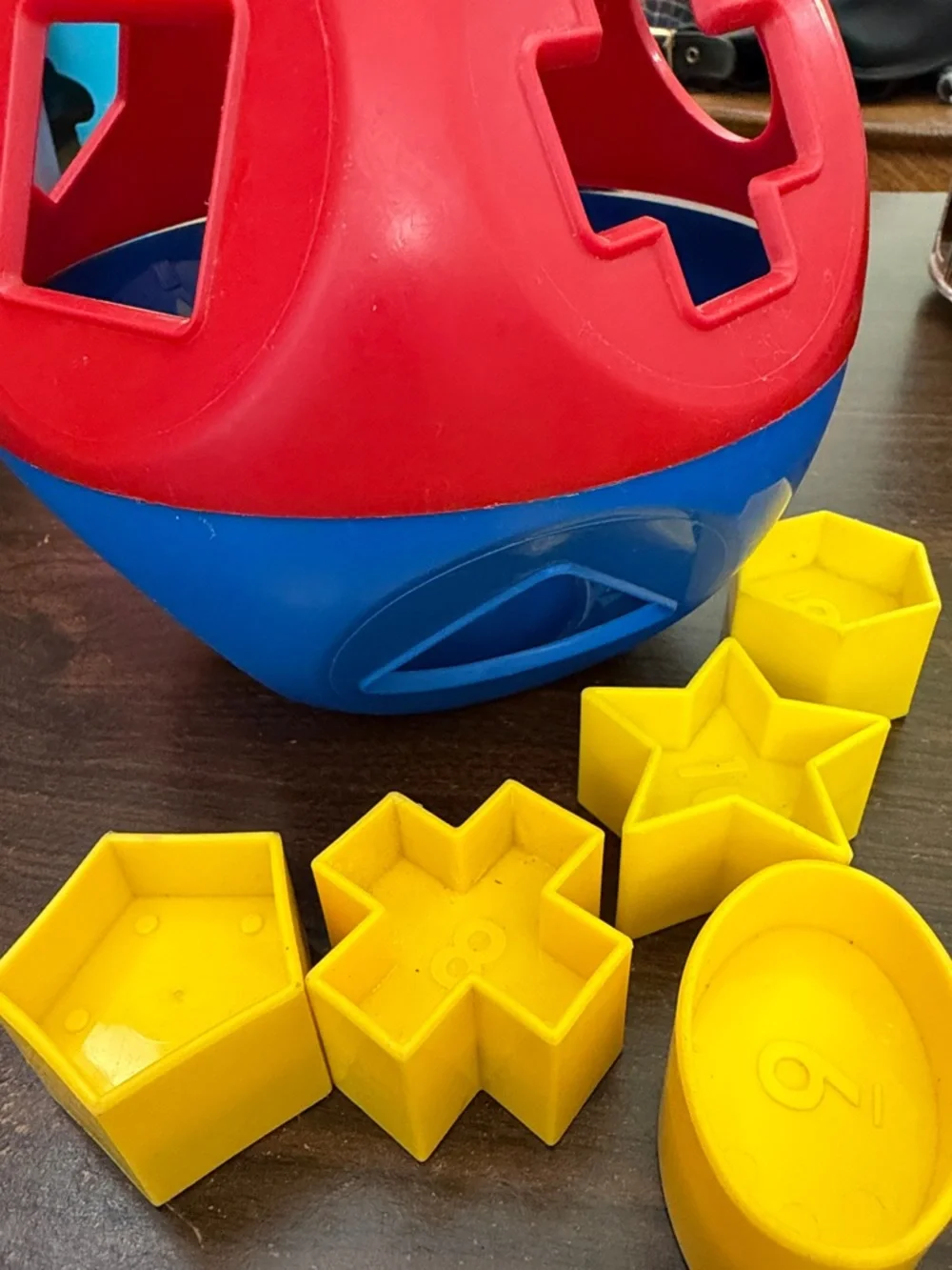 Tupperware shape ball