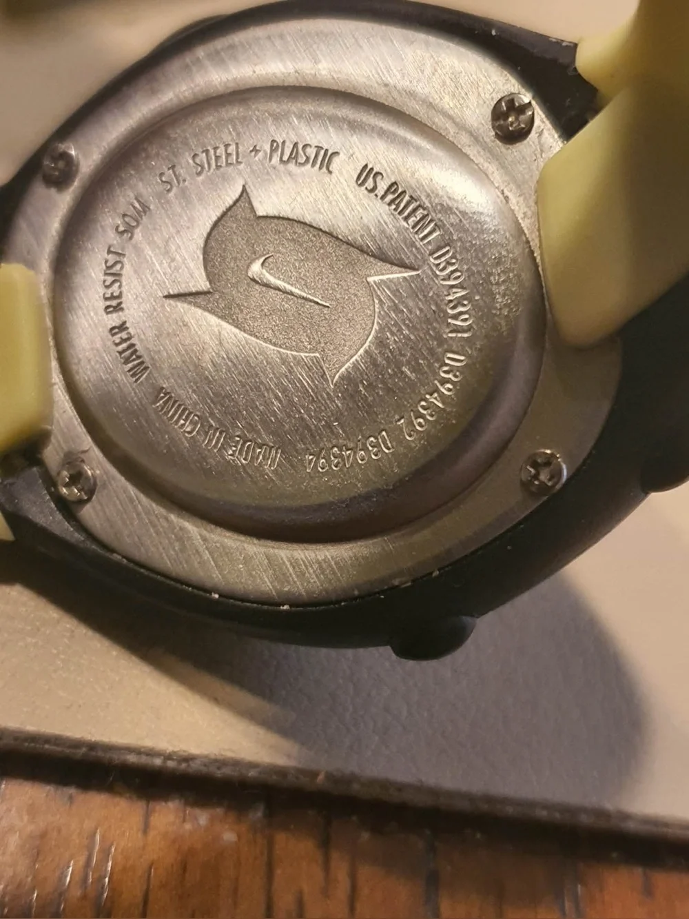 Nike 10 $20