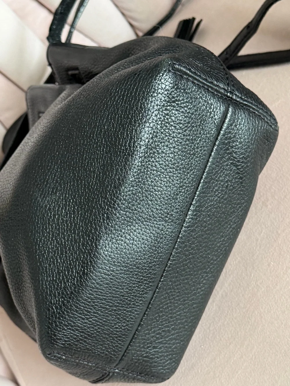 kate spade has base