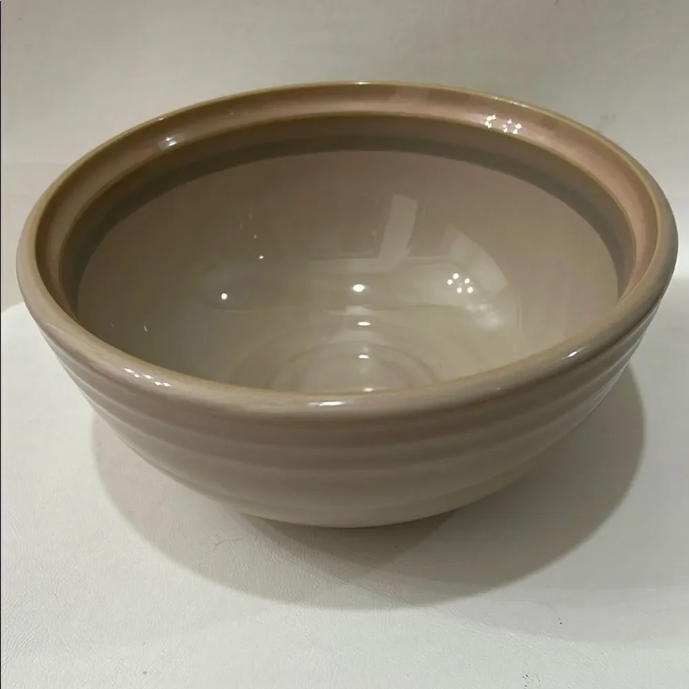 Noritaki Stoneware Sunset Mesa Cream Tan Serveing Bowl 7 3/4 In Round 3 5/8 Tall