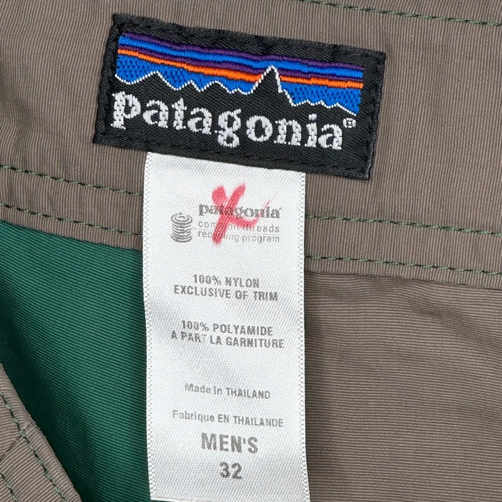 Patagonia colorblock green