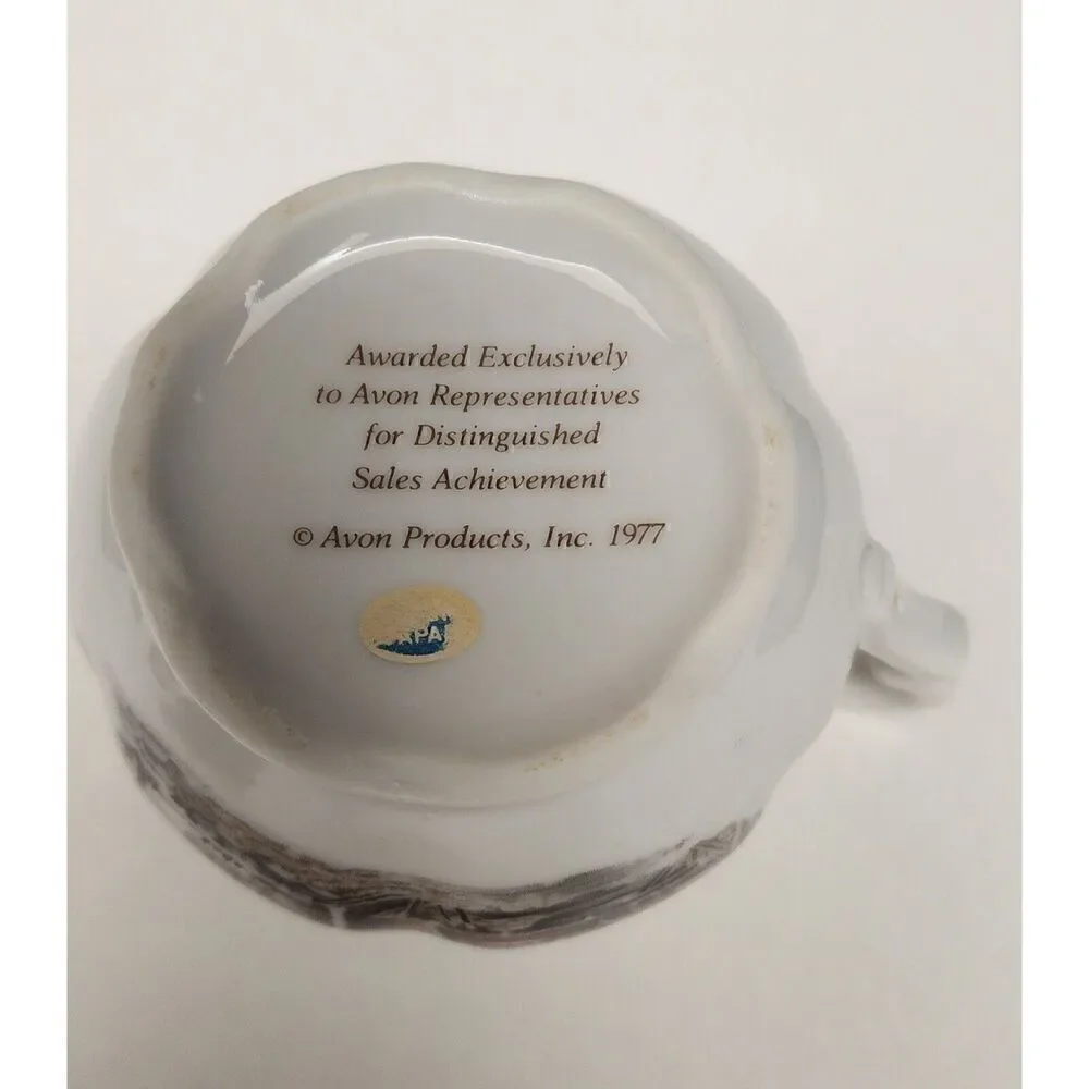 Avon vintage distinguished