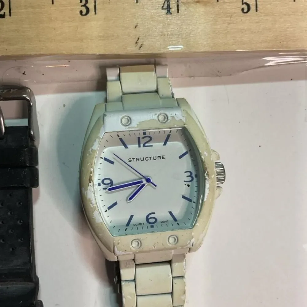 Rusty 172 watch