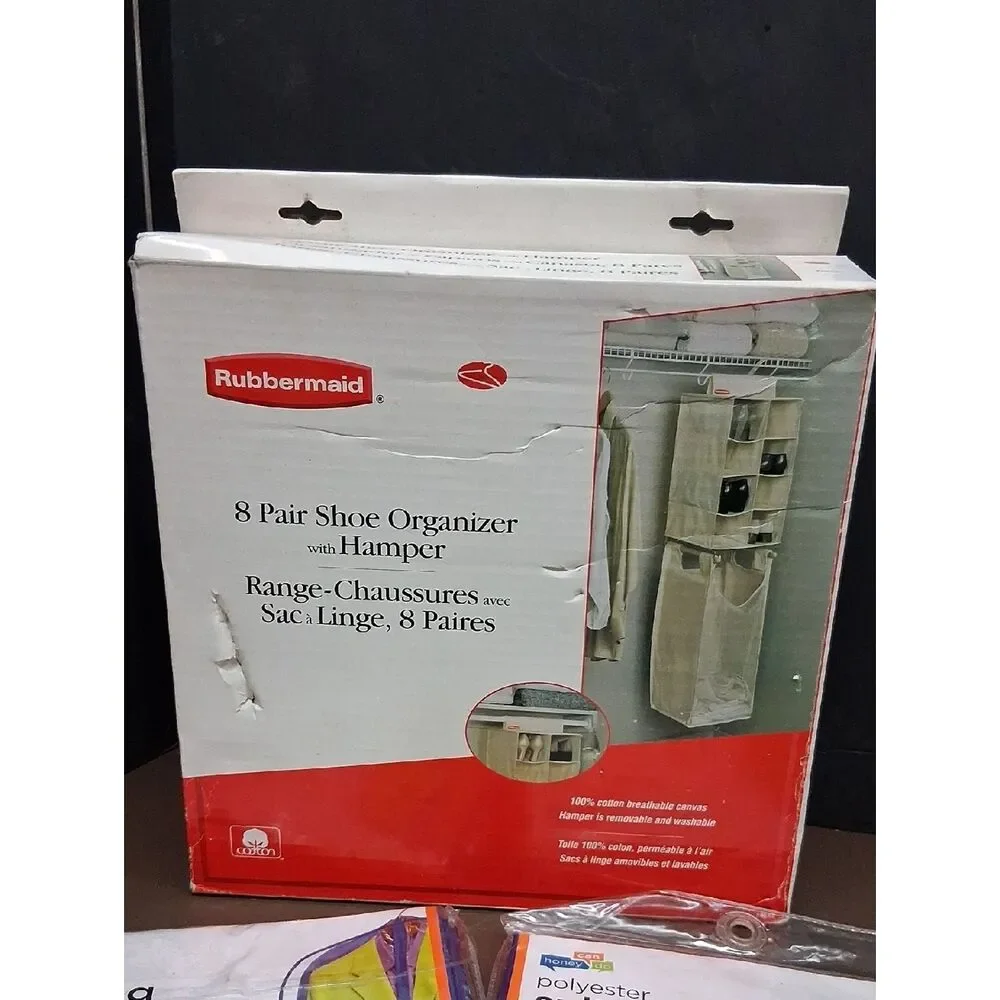 Rubbermaid pair shoe