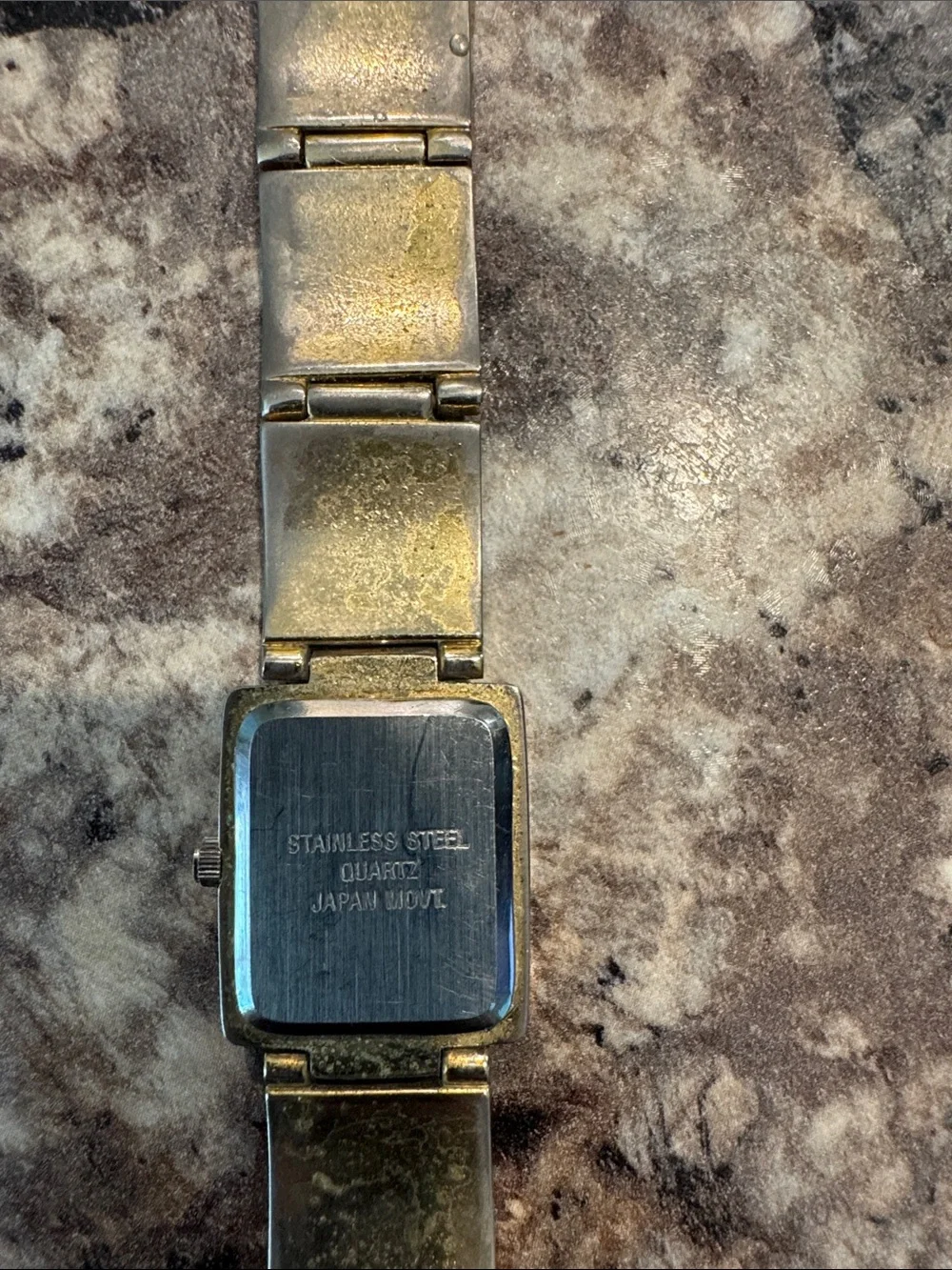 Vintage Nature Quartz Watch - new battery needed