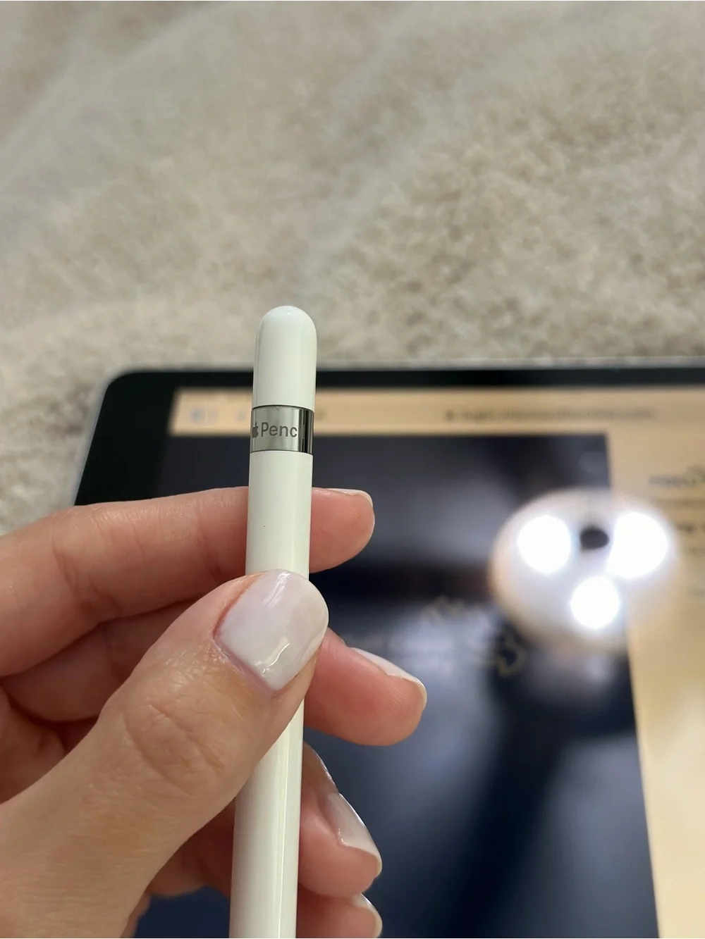 Apple sleek white