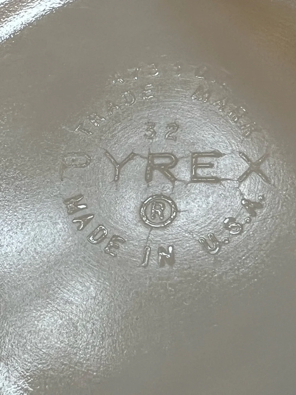 Vintage Pyrex Amish Butterprint Bowls