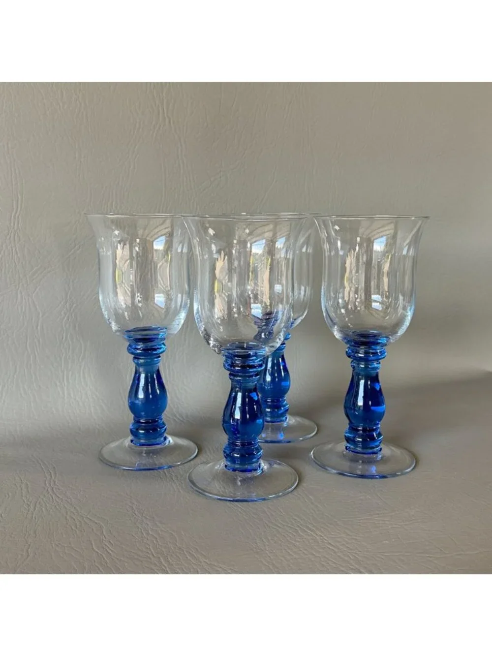 Unknown elegant set