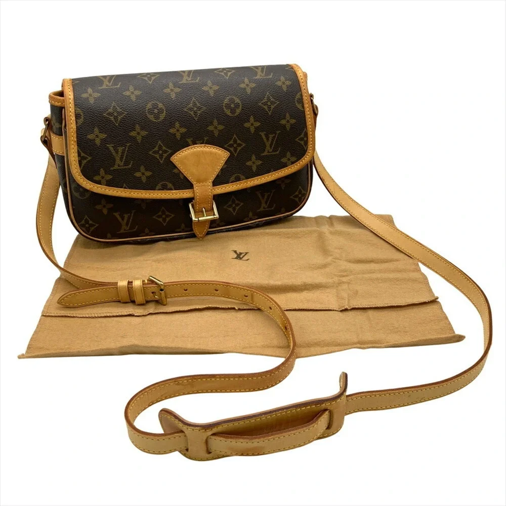 Louis Vuitton louis vuitton