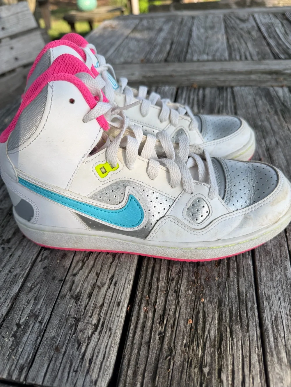 Nike son force