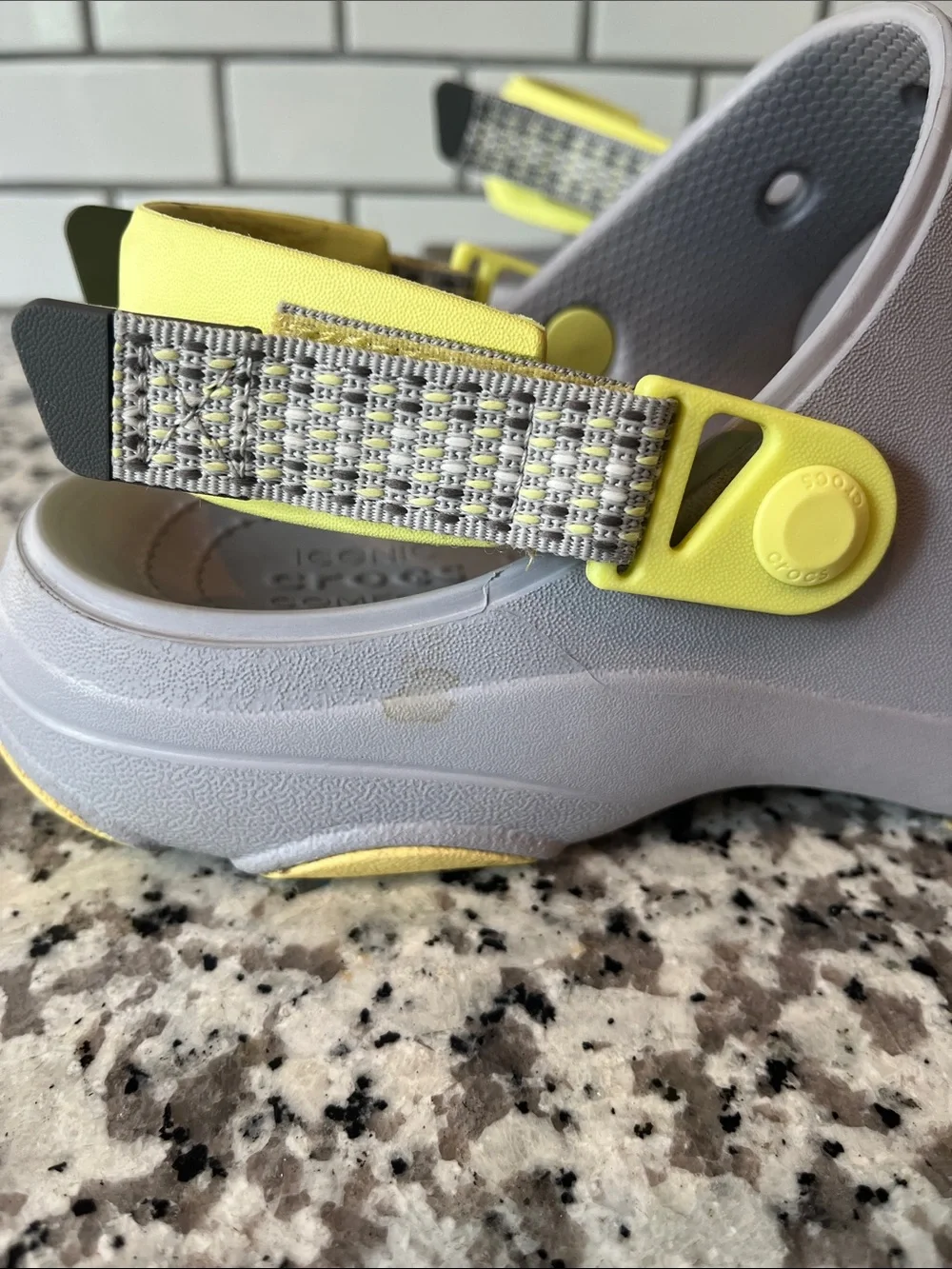 CROCS durable men’s