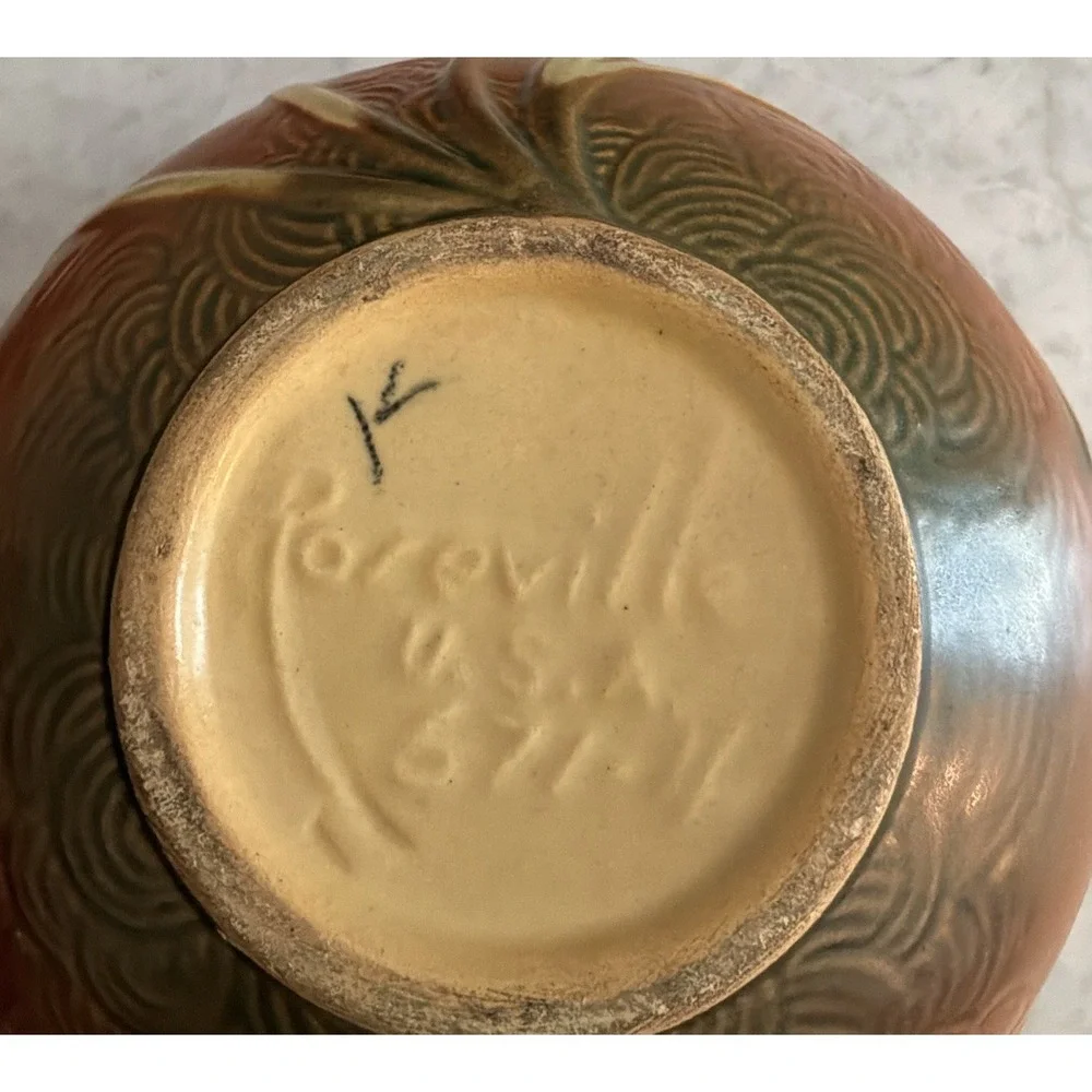 Roseville pottery bowl