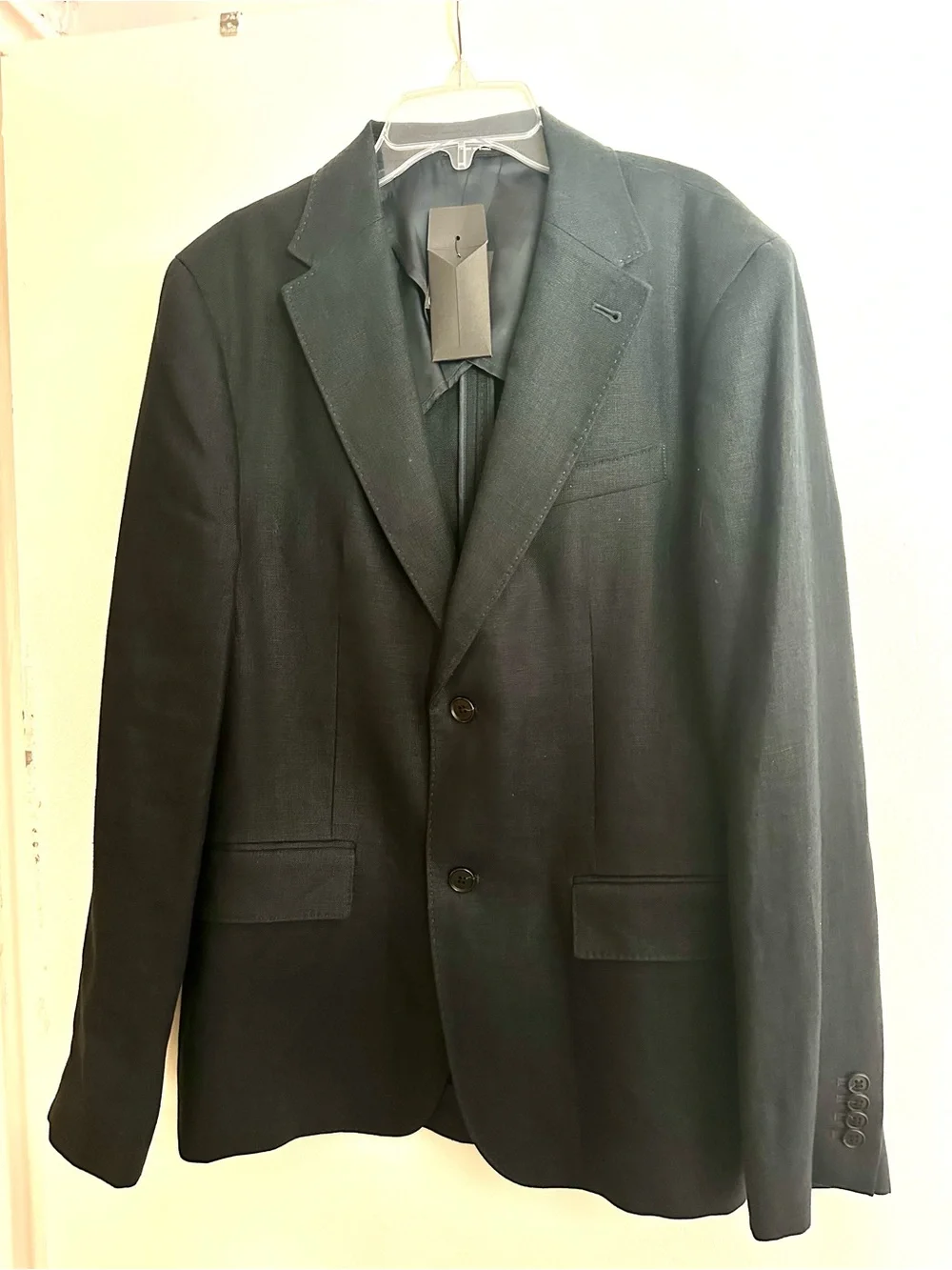 Club Monaco Men’s Summer Linen Blazer in Navy