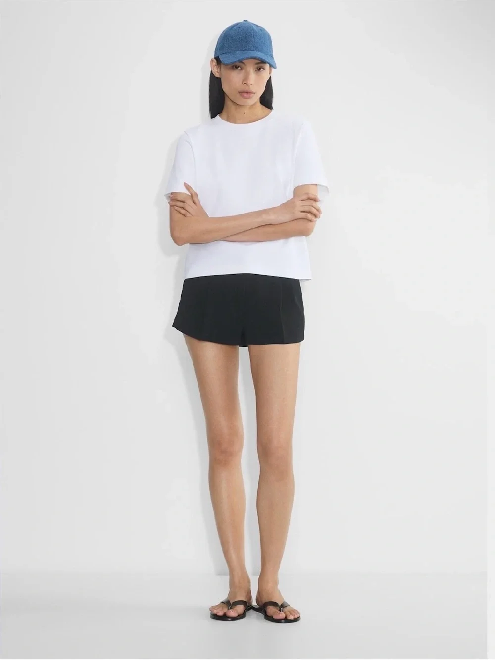 Aritzia used only