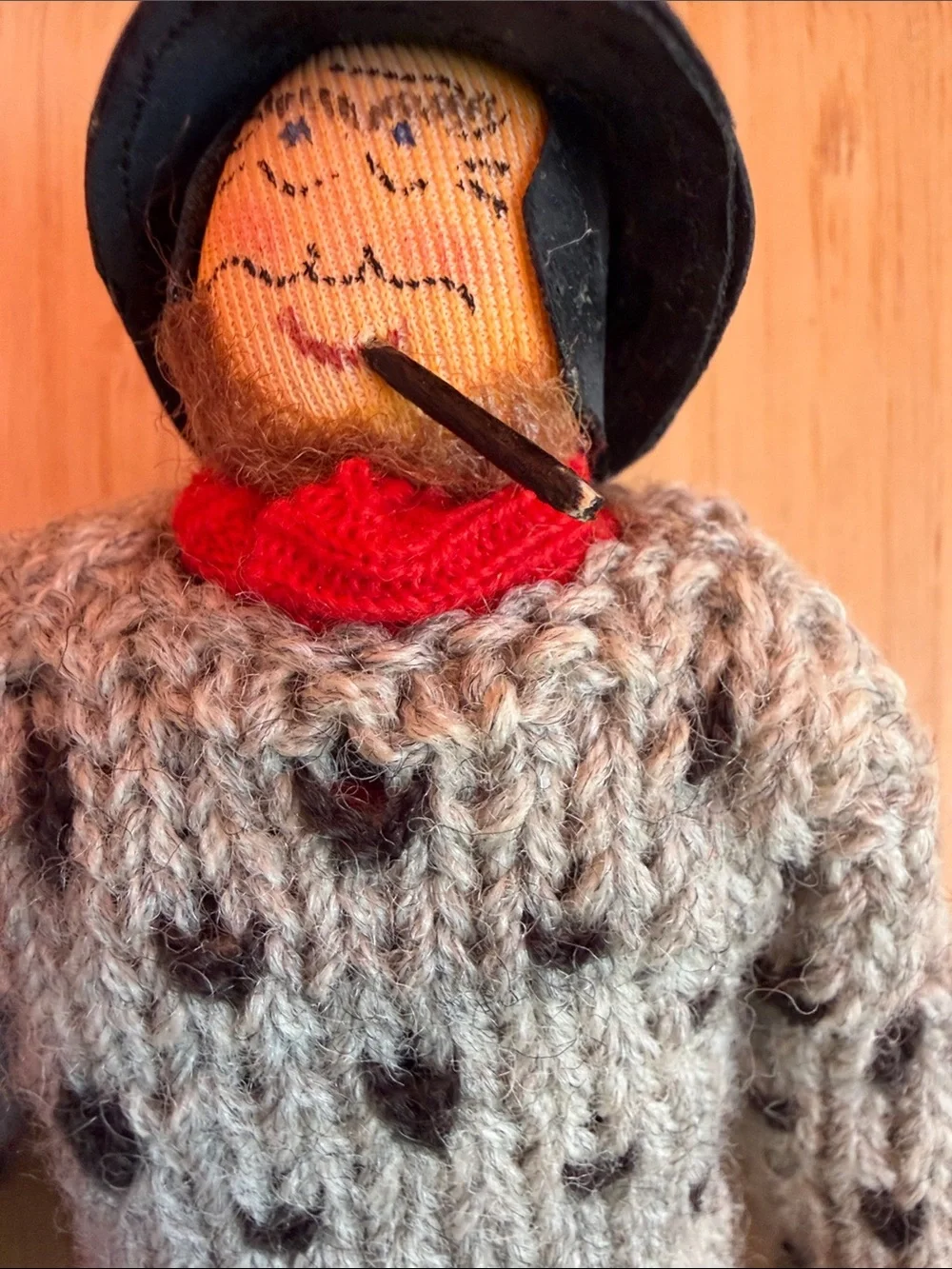 Vintage fishing dolls sweater knit