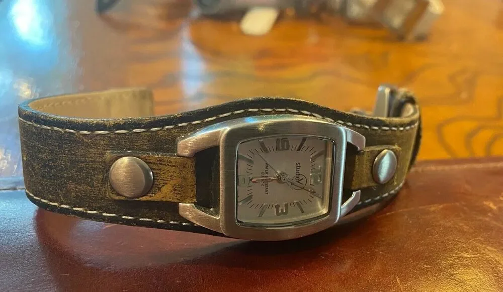 Women's 25mm Brushed Metal Studio Y Watch, Brown Strap