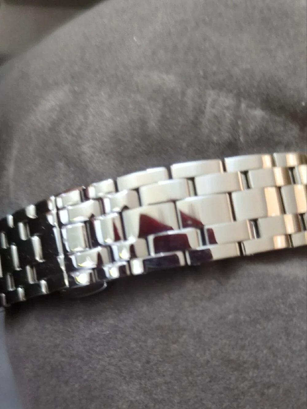 Bulova button mother water