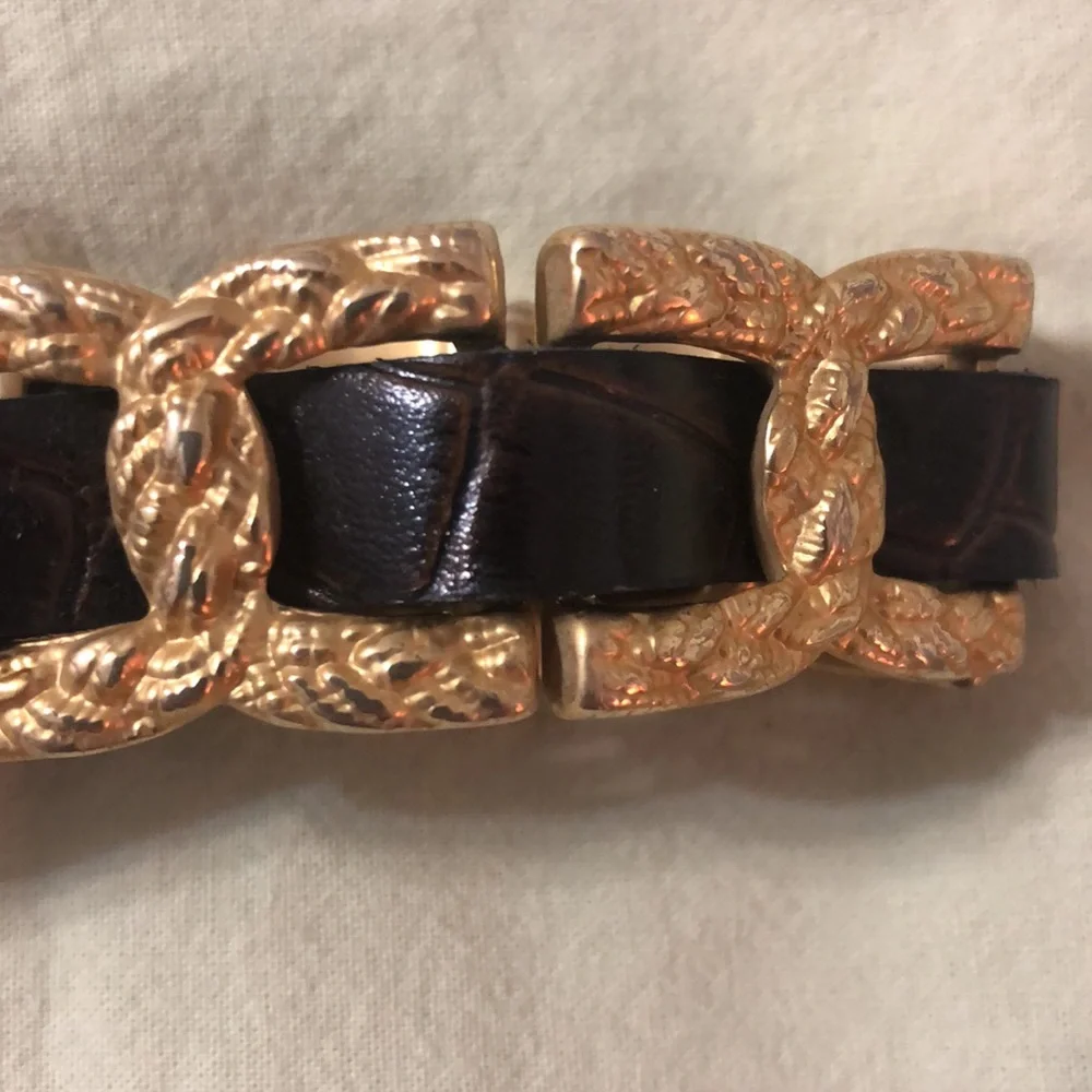 N/A golden brown