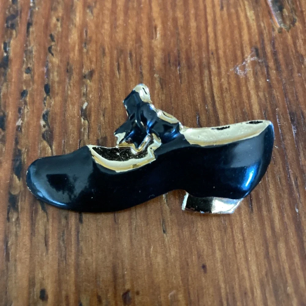 1980's Tap Shoe Pin Brooch, Goldtone and Black, Dancer