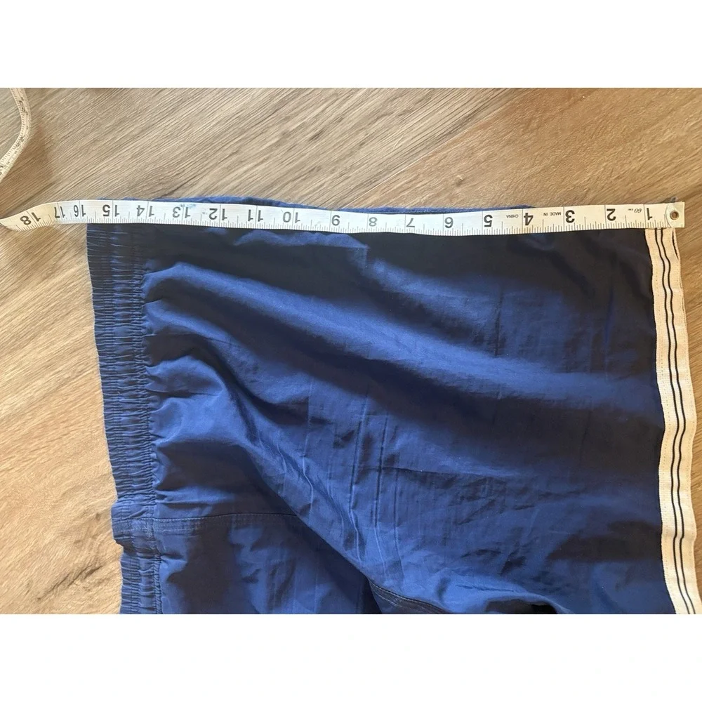 Nike Vintage Shorts Blue Swoosh Lined Shorts Mens XL