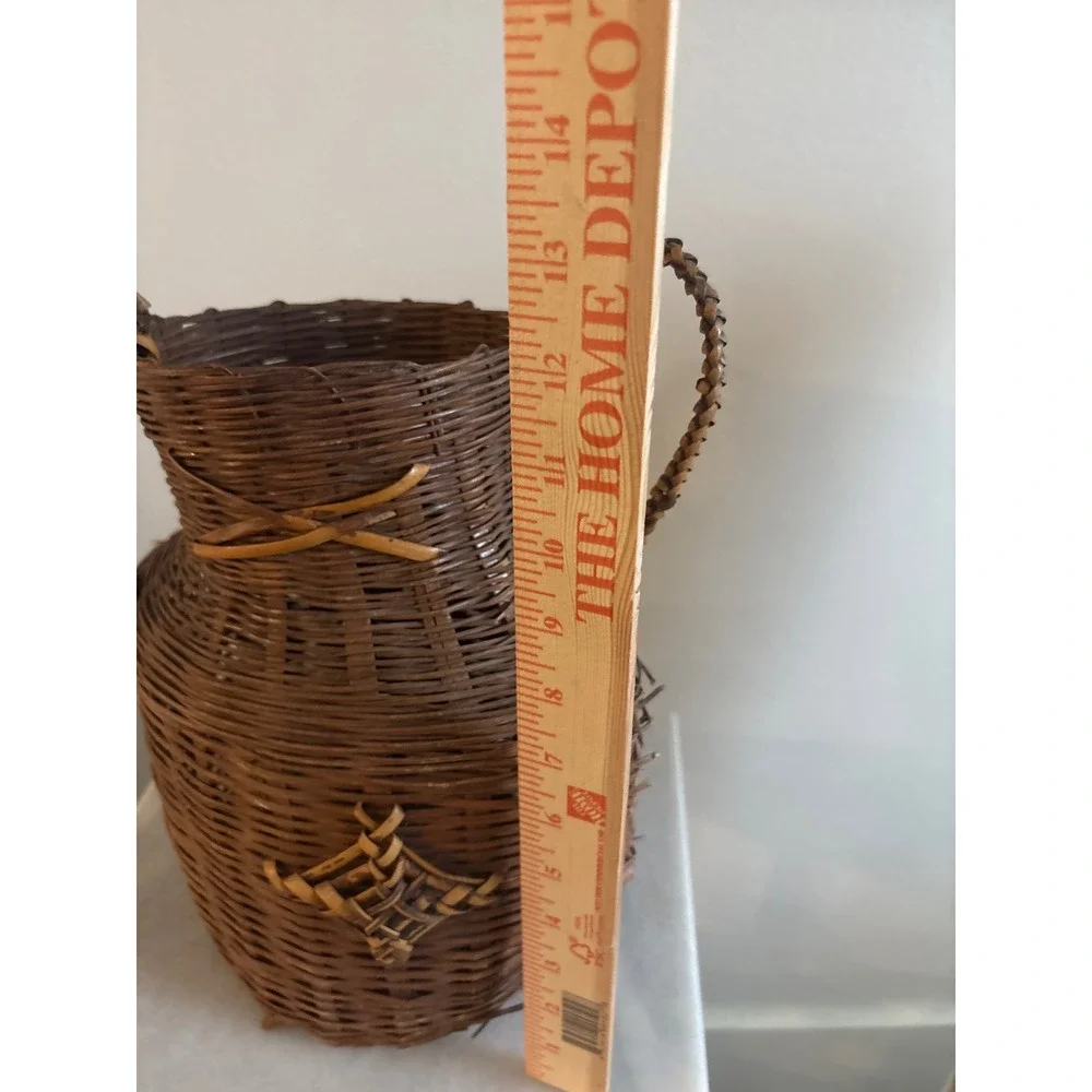 N/A handcrafted wicker