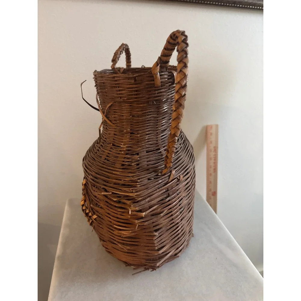 N/A handcrafted wicker