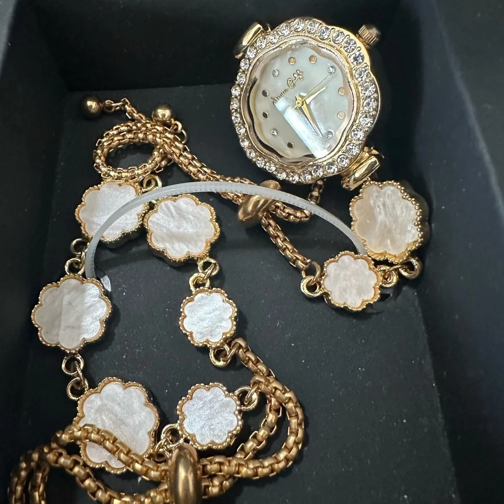 🆕Jessica Carlyle Watch & Bracelet Set
