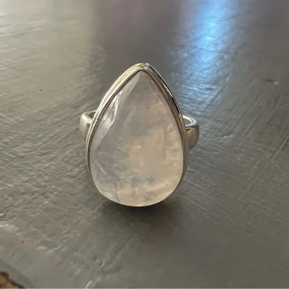 925 Sterling Silver Moonstone Ring Size 6