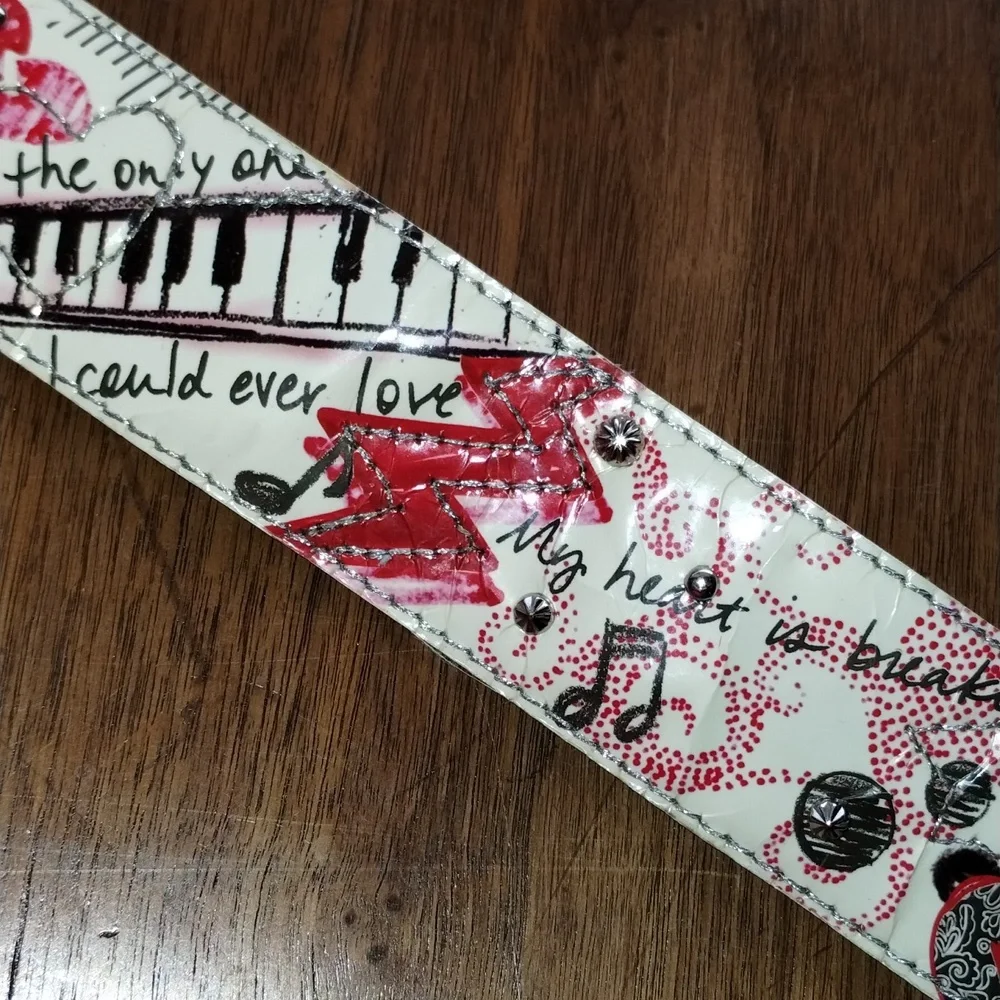 N/A ladies belt