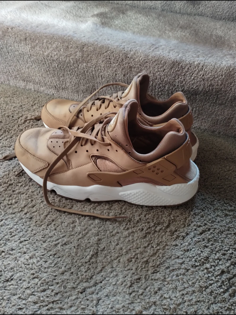 Nike classic tan