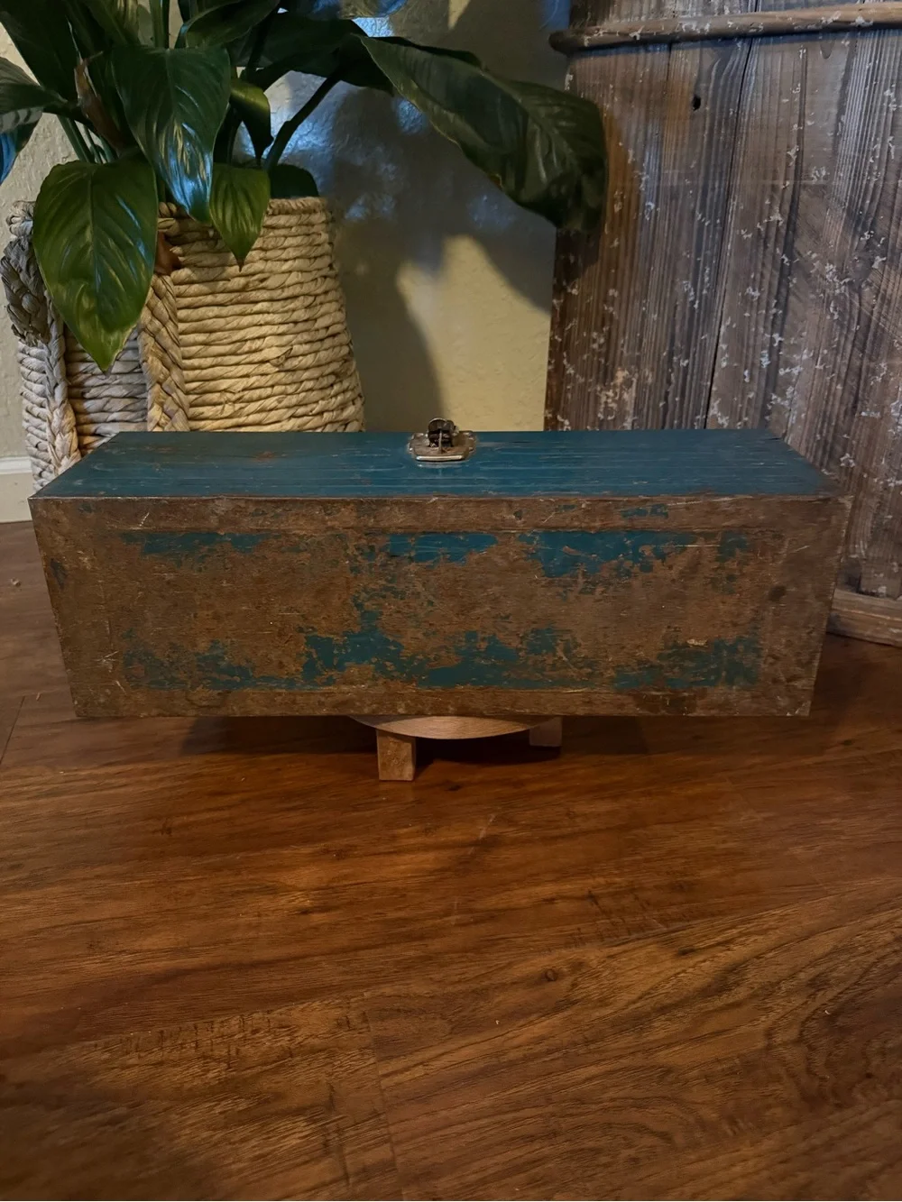 N/A vintage metal