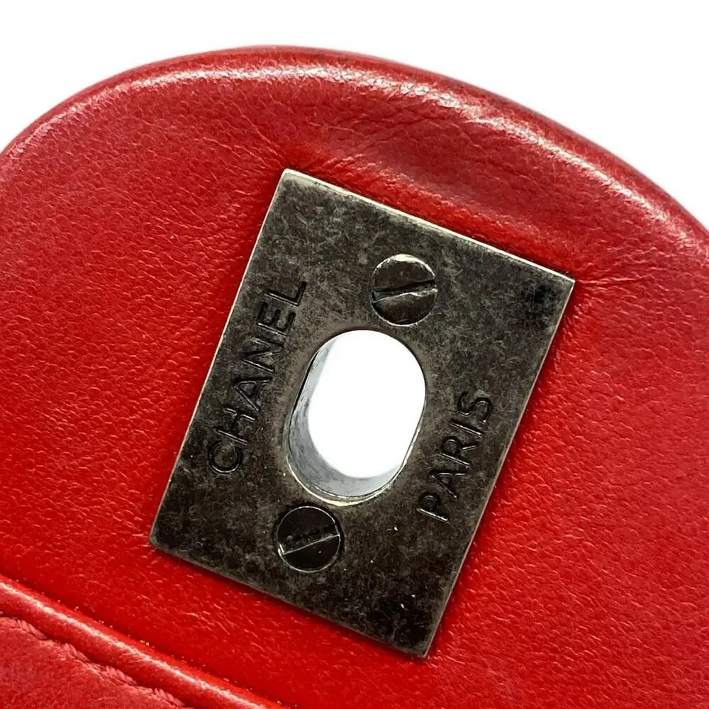 CHANEL matelasse shoulder