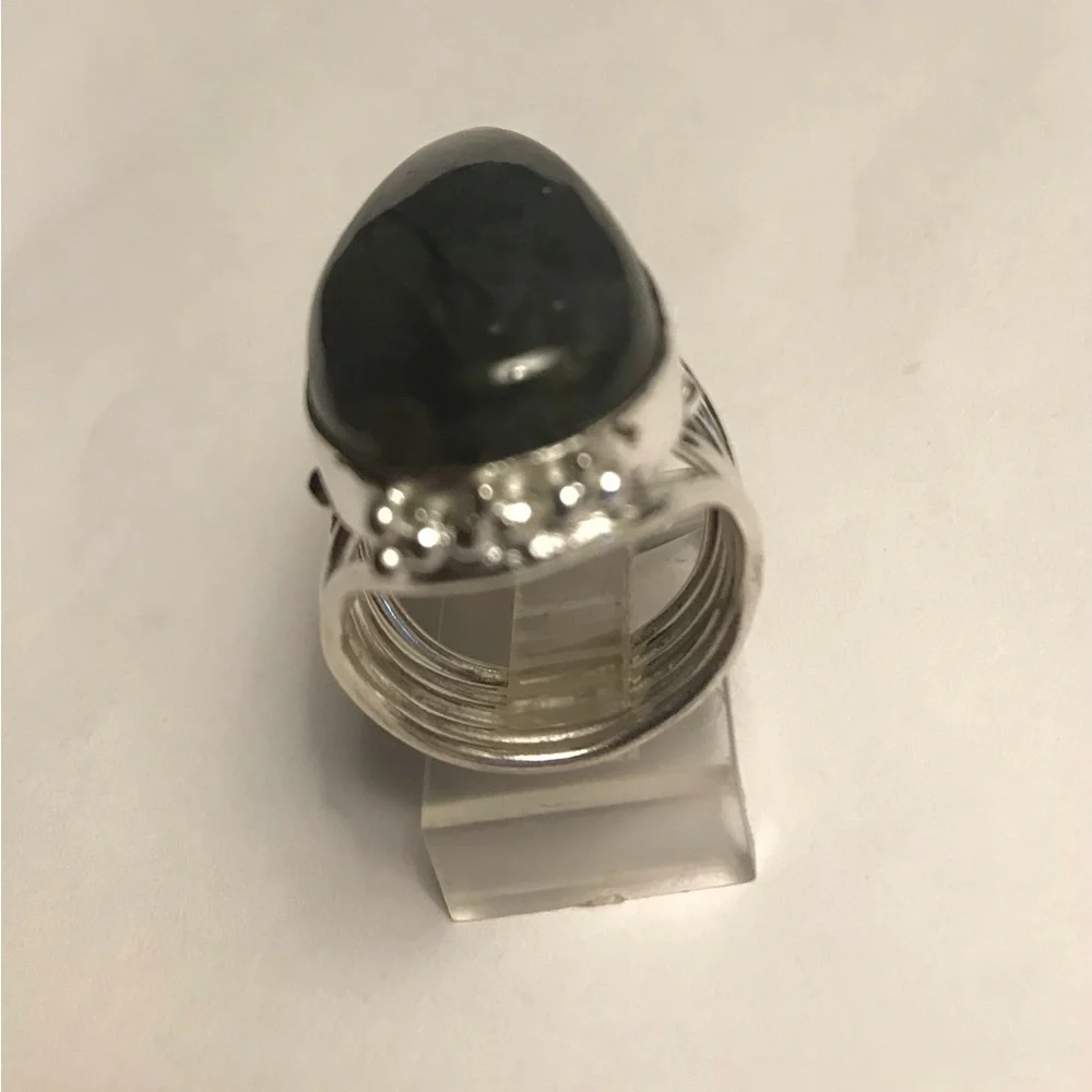 925 Sterling Silver stunning solid