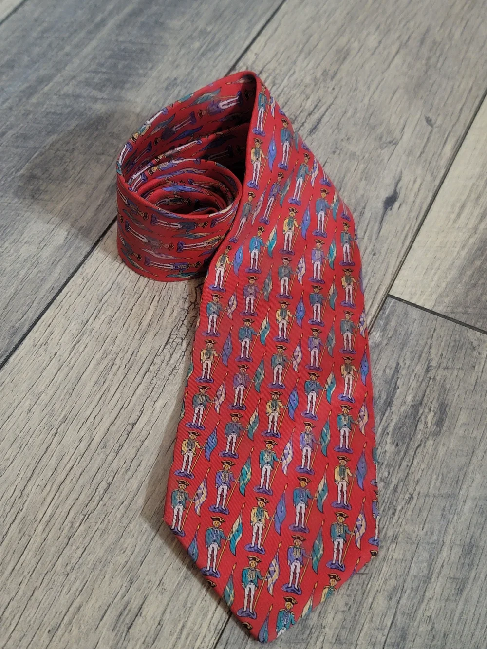 Vintage Beaufort Tie Rack with Colonial Military Pattern Handmade Italian Silk