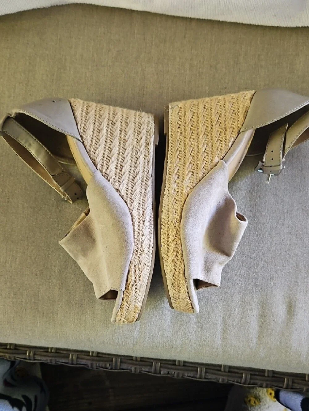 Big Buddha taupe open