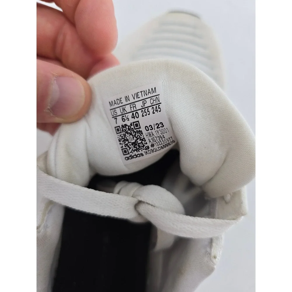 adidas qty eq21