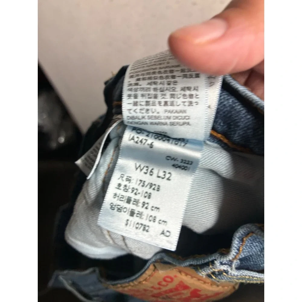 Levis levi 559
