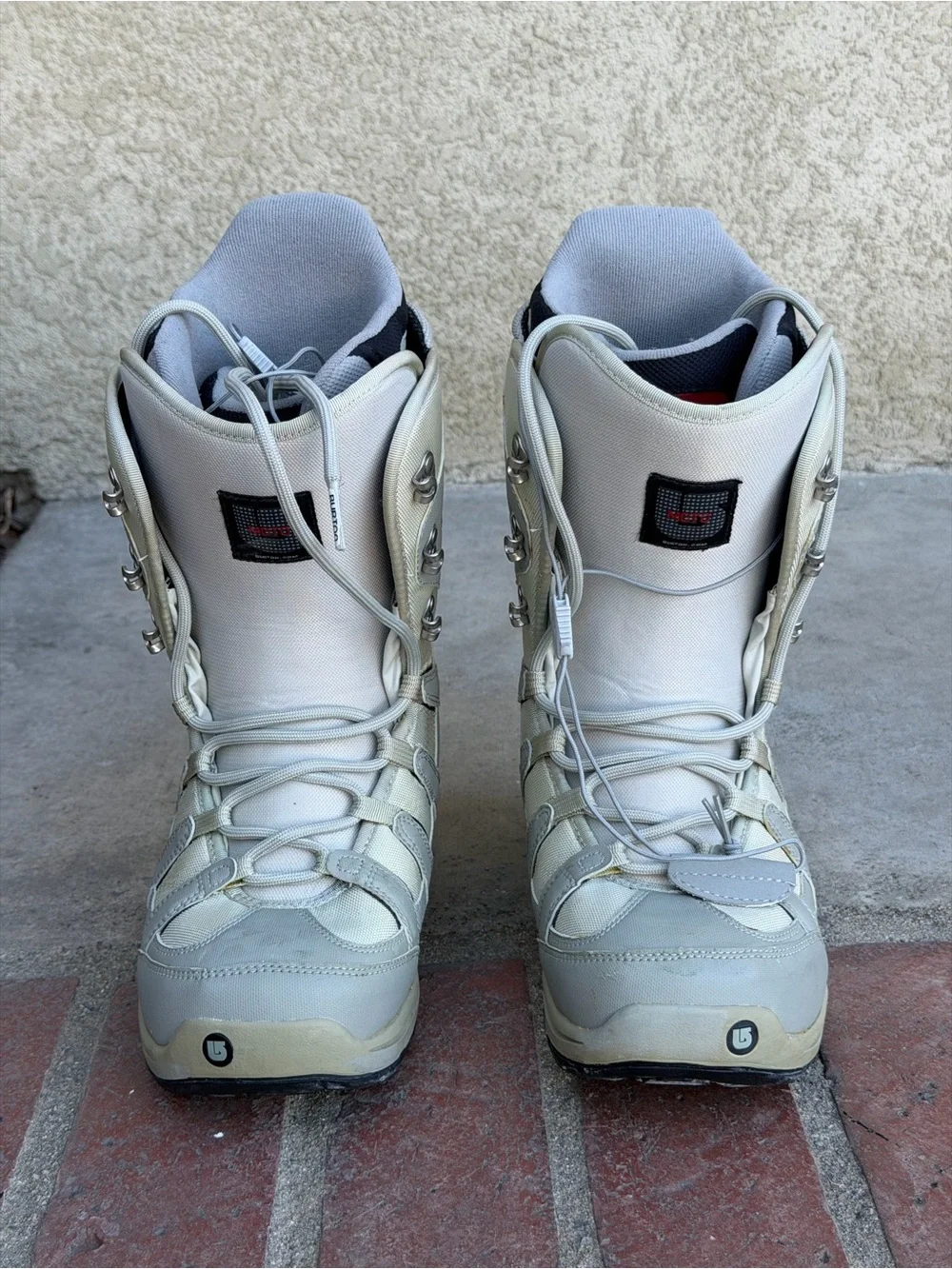Burton men’s moto