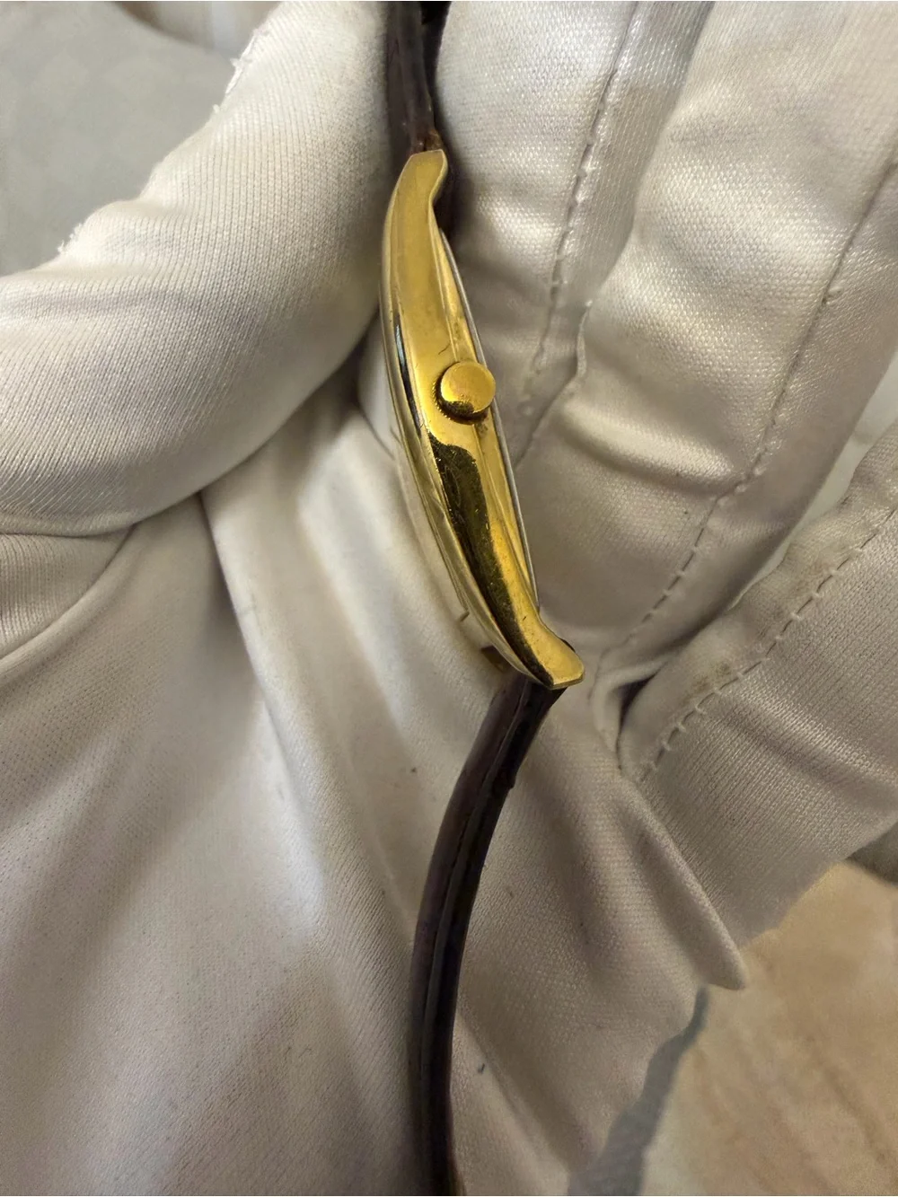 Guess vintage steel