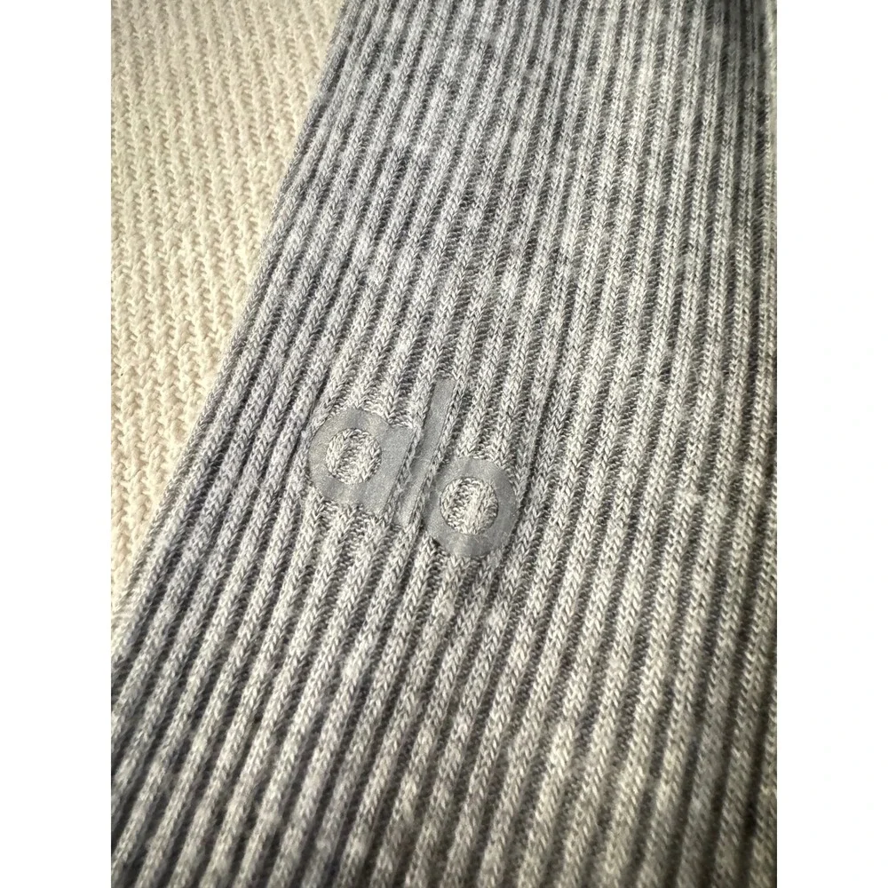 ALO Yoga ribbed knit