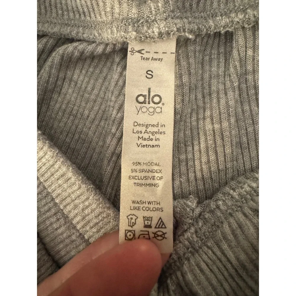 ALO Yoga ribbed knit