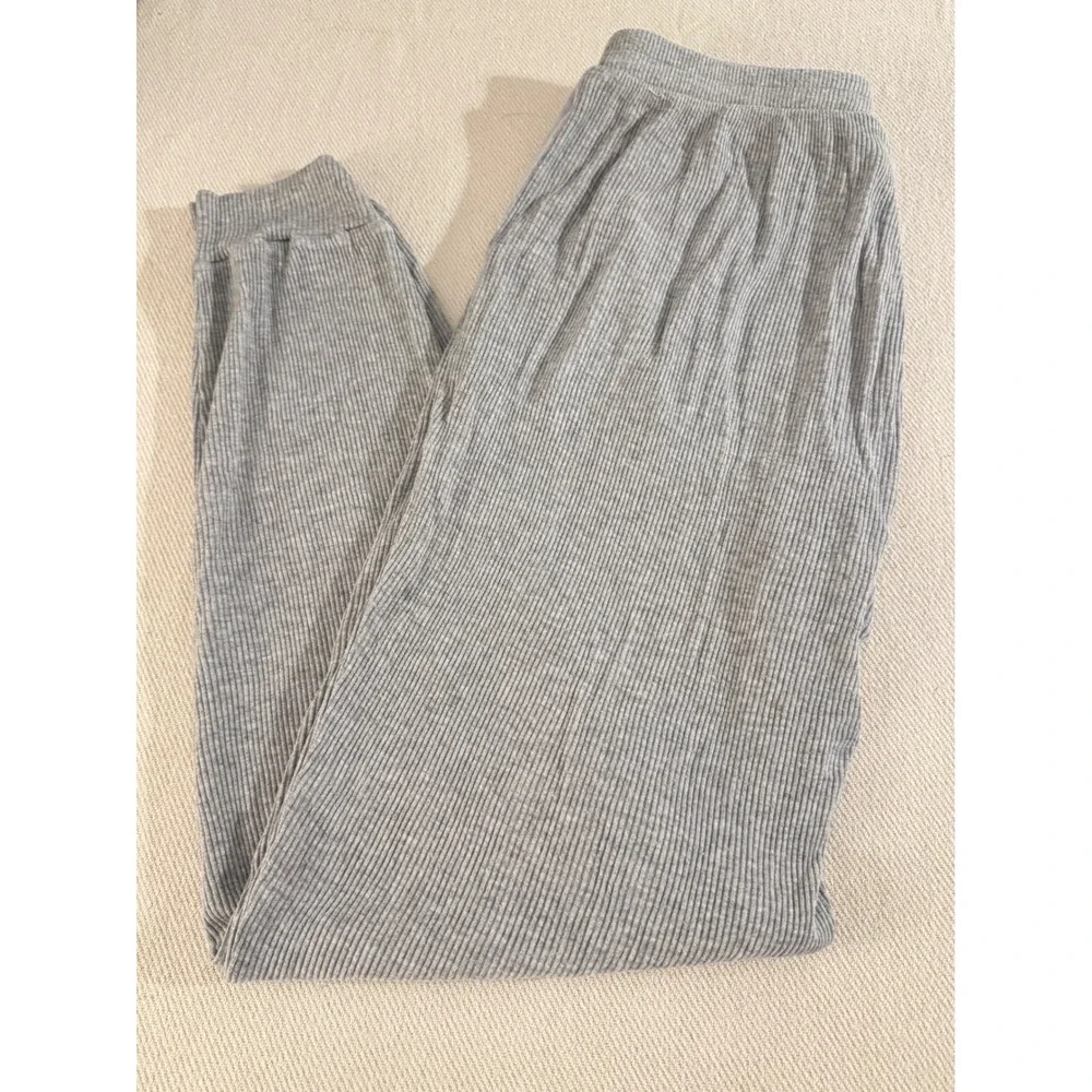 ALO Yoga ribbed knit